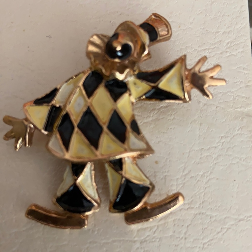 Vintage broach